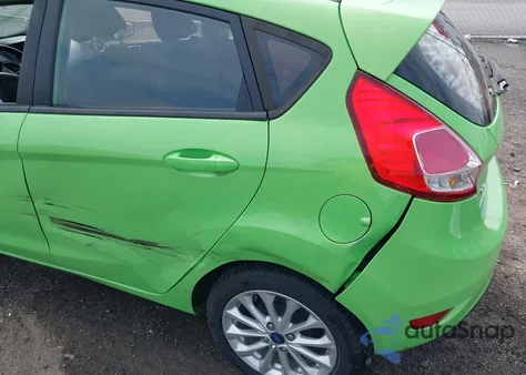 2014 Ford Fiesta Se z USA, uszkodzony, nr VIN 3FADP4EJXEM117472